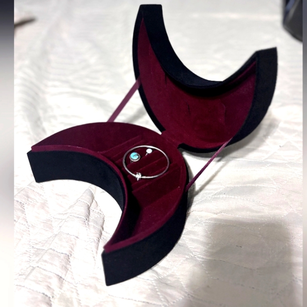 Crescent 🌙 Jewelry Box